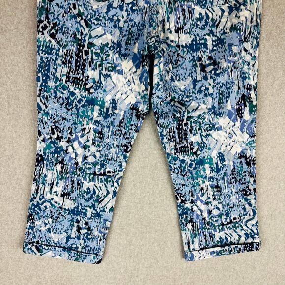 New Nine West Womans Sz 12 Chrystie Capri Pants Abstract Blue Cuffed Stretch NWT - Picture 8 of 9